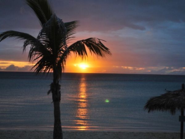 Bahamas Home 958642