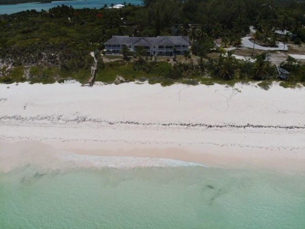 Bahamas Condo 958643