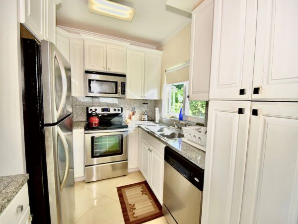 Bahamas Home 958645