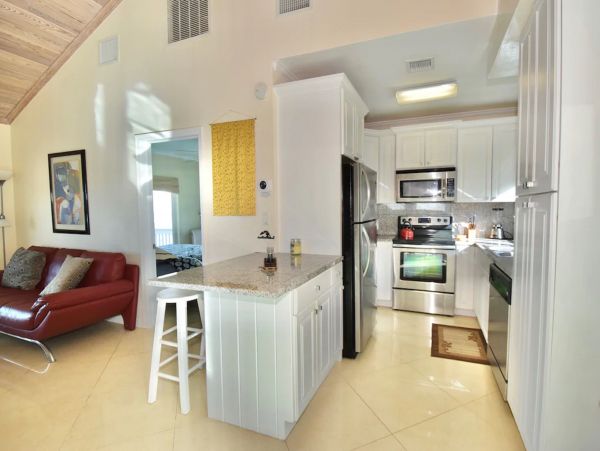 Bahamas Home 958645