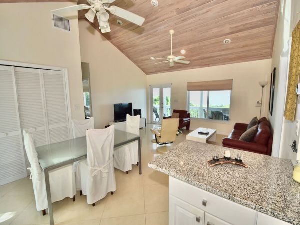 Bahamas Home 958645