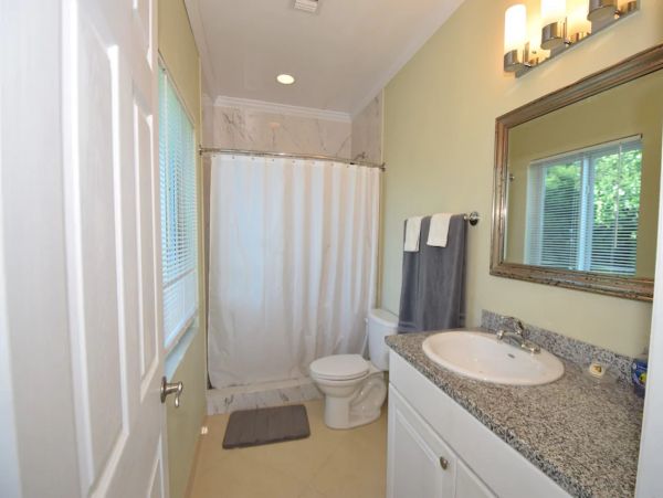 Bahamas Home 958645