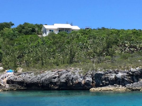 Bahamas Home 958645