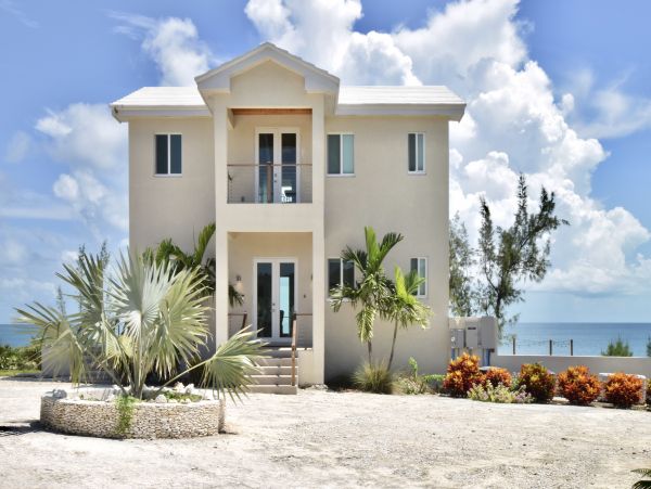 Bahamas Home 958646