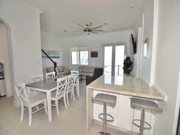 Bahamas Home 958646