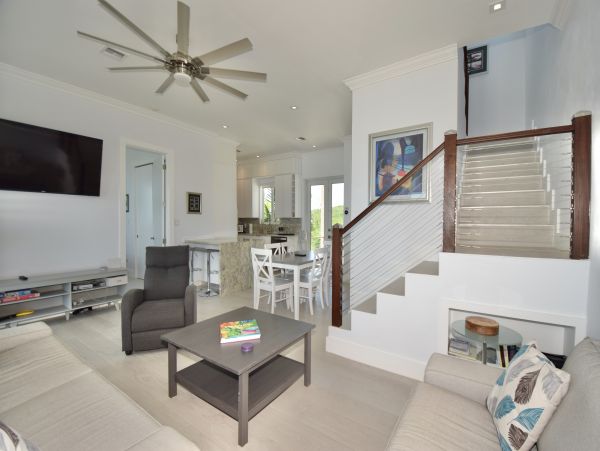 Bahamas Home 958646