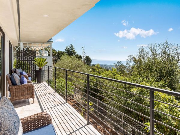 Three Bedroom Santa Barbara Vacation Home Sleeps 6 Guests