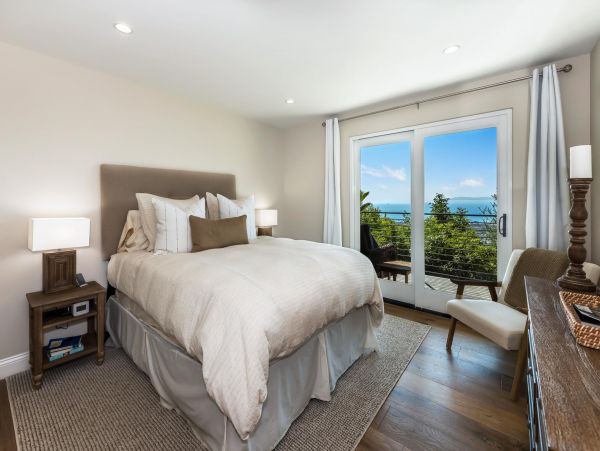Three Bedroom Santa Barbara Vacation Home Sleeps 6 Guests