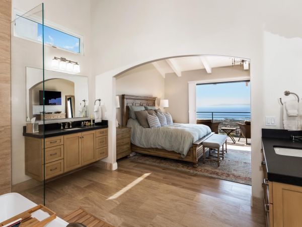 Three Bedroom Santa Barbara Vacation Home Sleeps 6 Guests
