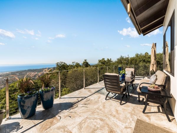 Three Bedroom Santa Barbara Vacation Home Sleeps 6 Guests