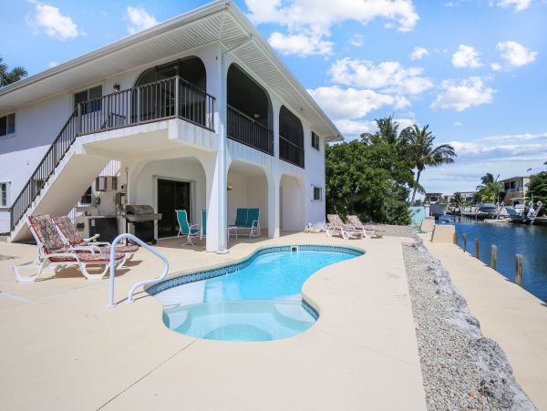 Three Bedrooms Canal Front Home in Summerland Key