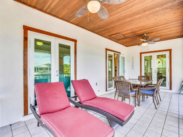 Three Bedrooms Canal Front Home in Summerland Key