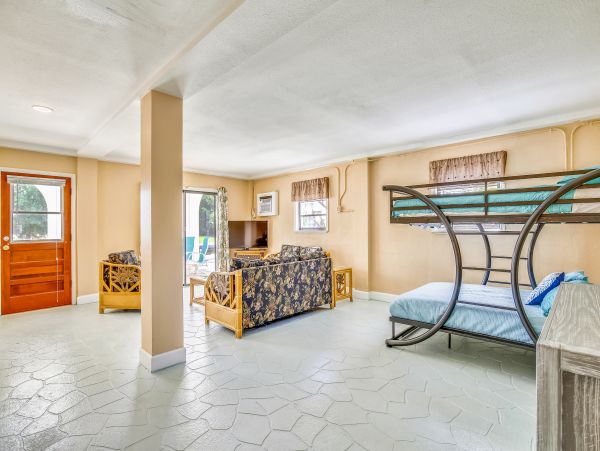 Three Bedrooms Canal Front Home in Summerland Key