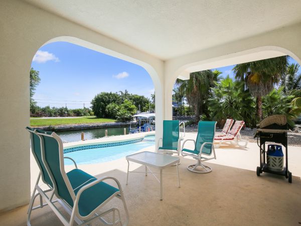 Three Bedrooms Canal Front Home in Summerland Key