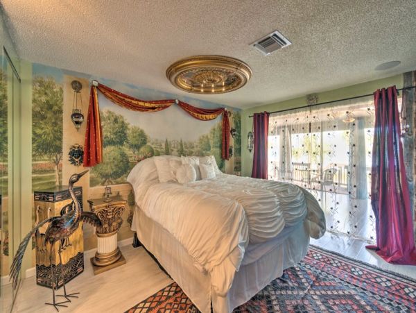 Beachfront Three Bedroom Manasota Key Vacation Home