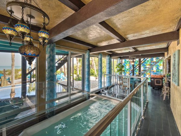 Beachfront Three Bedroom Manasota Key Vacation Home