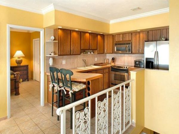 Oceanfront Four Bedroom Vacation Pool Home in Islamorada