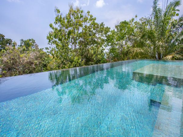 Luxury Costa Rica Vacation Villa with Private Pool Sleeps 14