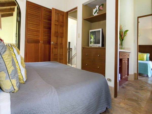 Five Bedroom Ocean View Vacation Home in Costa Rica