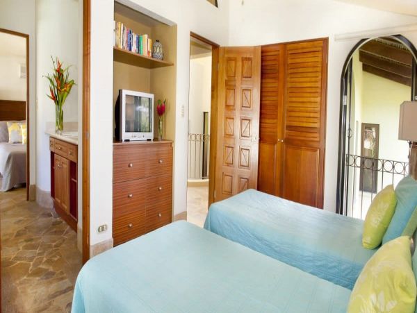 Five Bedroom Ocean View Vacation Home in Costa Rica