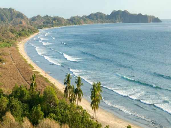 Ocean View Four Bedroom Rental Home in Costa Rica Sleeps 12