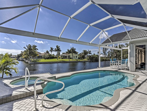 Cape Coral Stunning Vacation Rental Home Private Pool & Spa
