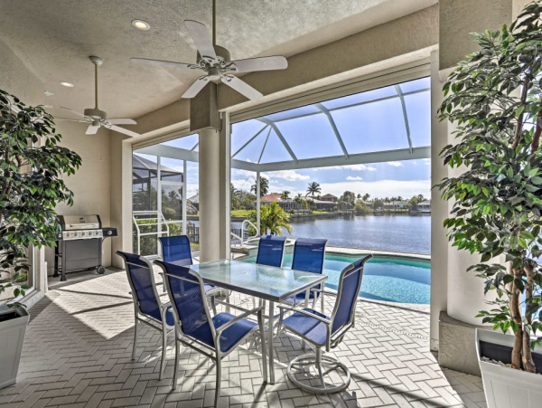 Cape Coral Stunning Vacation Rental Home Private Pool & Spa