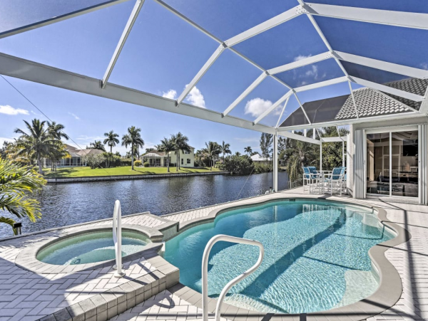 Cape Coral Stunning Vacation Rental Home Private Pool & Spa