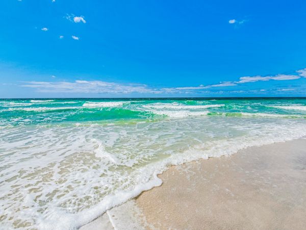 On Beach Vacation Condo Three Bedroom in Inlet  Beach
