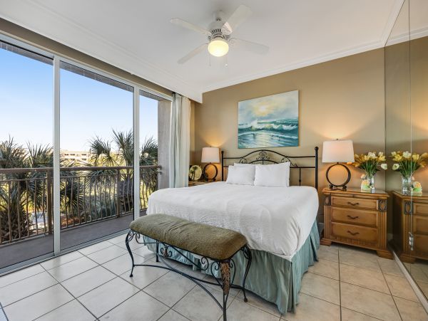 On Beach Vacation Condo Three Bedroom in Inlet  Beach
