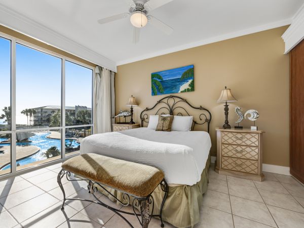 On Beach Vacation Condo Three Bedroom in Inlet  Beach