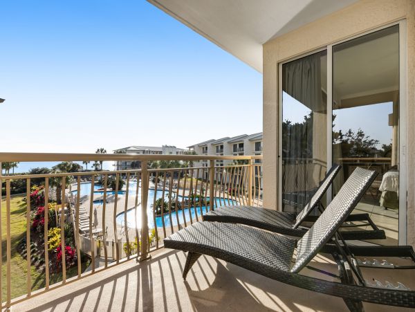 On Beach Vacation Condo Three Bedroom in Inlet  Beach