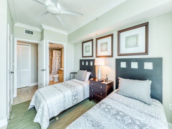 Pensacola Beach Condo 958910
