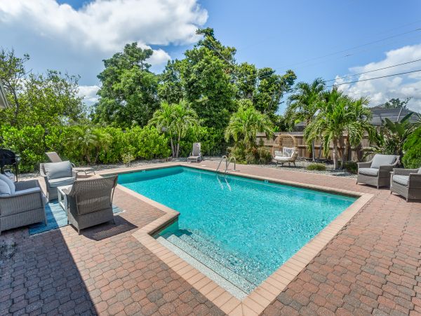 Naples Home Near Vanderbilt Beach