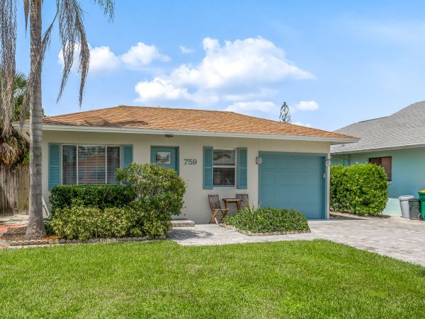 Naples Home Near Vanderbilt Beach