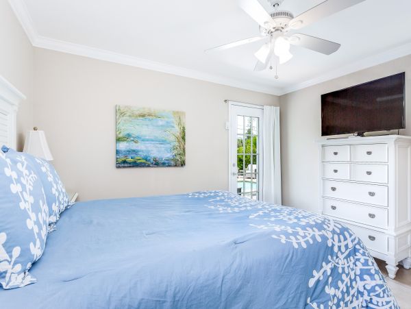 Naples Home Near Vanderbilt Beach