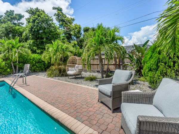 Naples Home Near Vanderbilt Beach