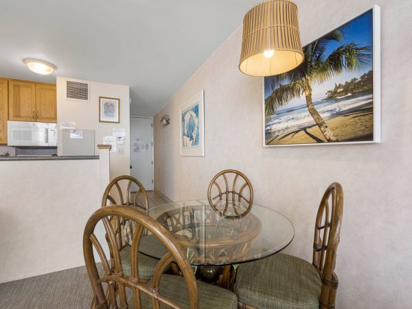 Beachfront Vacation Condo with Amazing Views