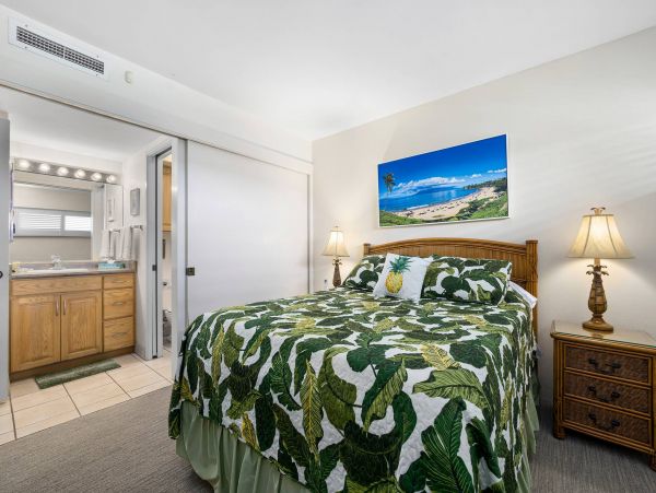 Beachfront Vacation Condo with Amazing Views