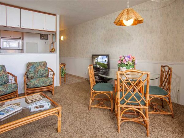 Oceanfront Getaway One Bedroom Condo in Kihei