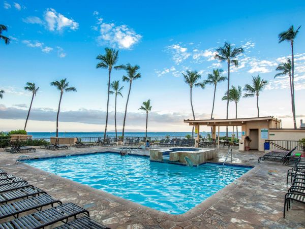 Beachfront Ground-Floor Kihei Vacation Condo