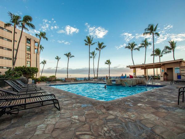 Beachfront Ground-Floor Kihei Vacation Condo