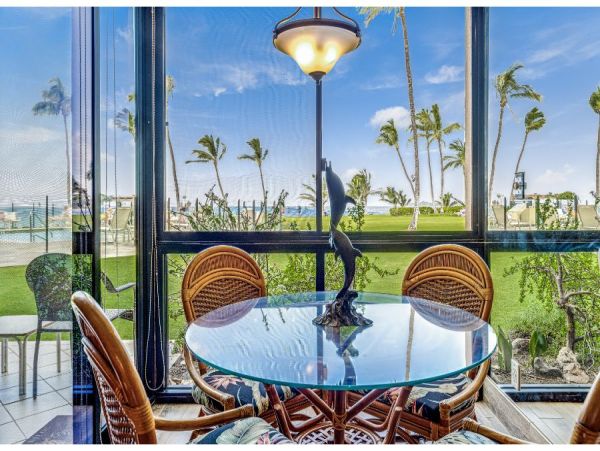 One Bedroom Views of The Pacific Ocean.
