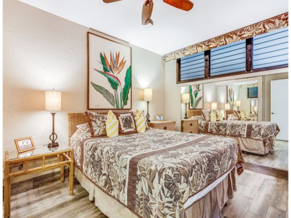 One Bedroom Views of The Pacific Ocean.