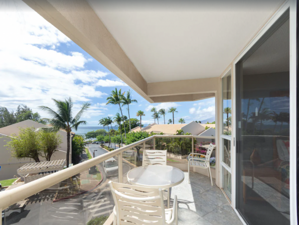 Great Location Beach Across the Street Two Bedroom Condo in Kihei