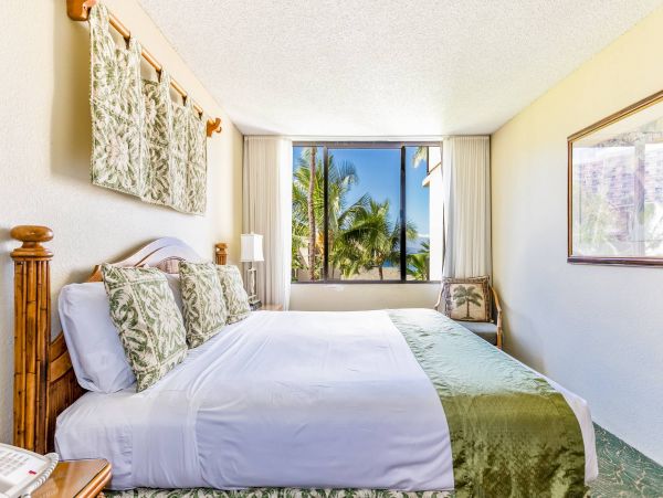 Magnificent Oceanside Community Affordable with Five Star Amenities