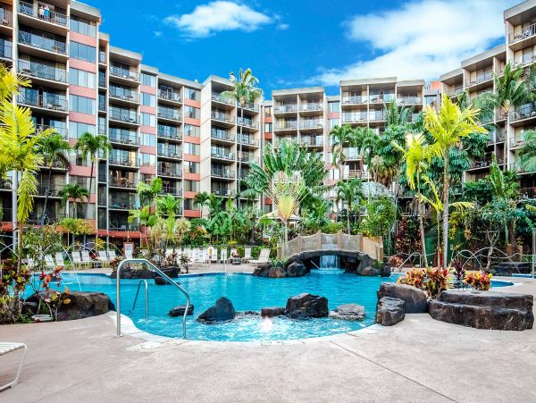 Lovely Two Bedroom Garden View Vacation Condo
