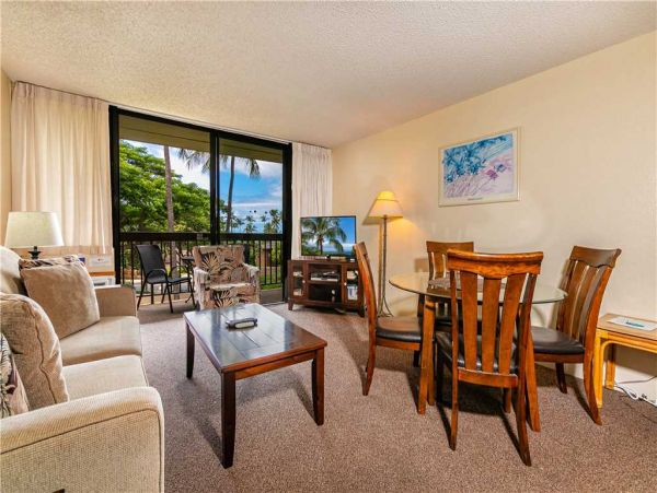 Kihei One Bedroom Vacation Rental Condo Walk to the Beach