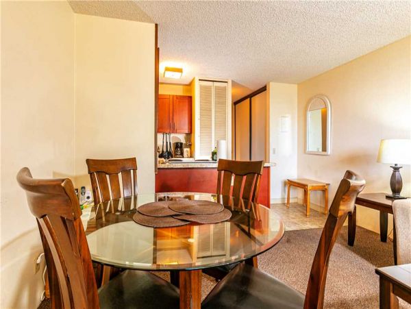 Kihei One Bedroom Vacation Rental Condo Walk to the Beach