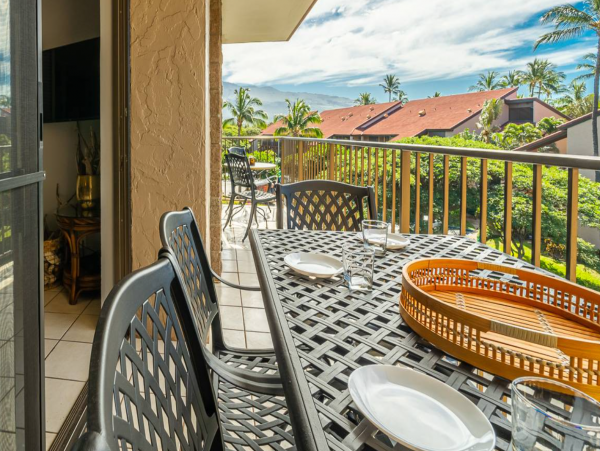 Kihei Vacation Two Bedroom Rental with Ocean Views